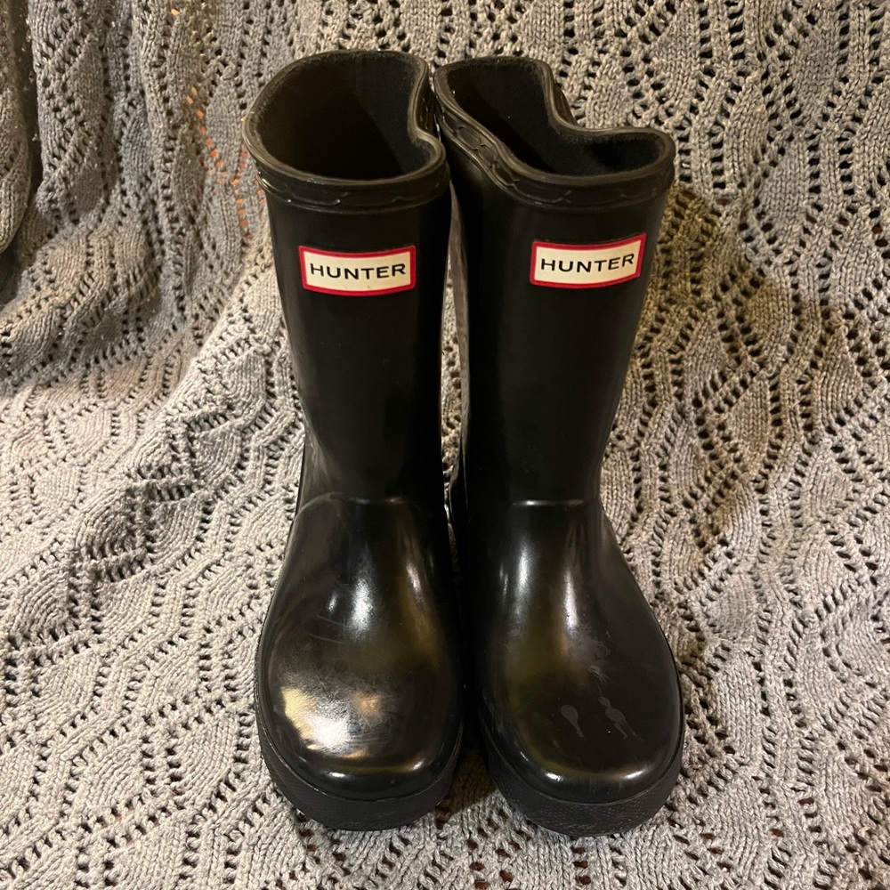 Size 12 girls Hunter rain boots